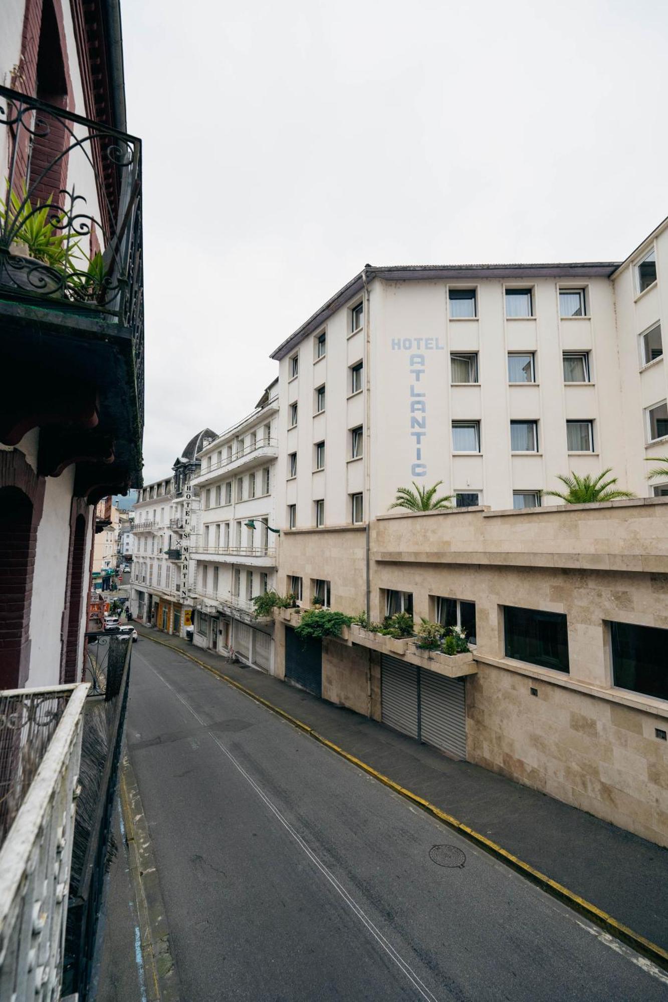Le Sejour Cine-Proche Du Centre-Wifi-Parking Appartement Lourdes Buitenkant foto